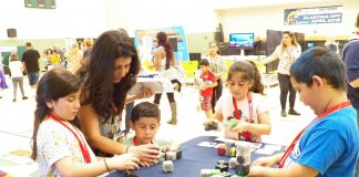 Children Exploring Cubelets Robotics.jpg