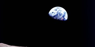 WEBApollo 8 Earthrise.jpg