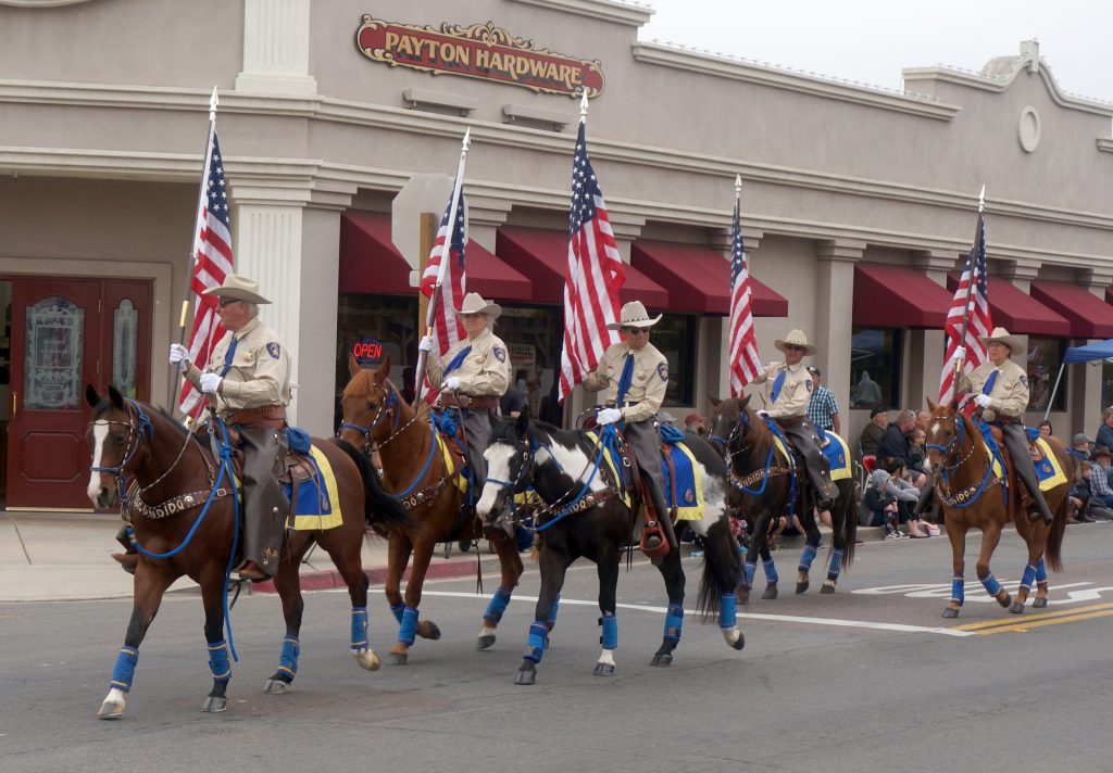 Annual Western Days Parade fills the streets of Lakeside once again ...