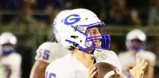 Cougars claw Vaqueros, 35-0, to get back in the win column