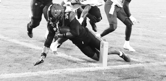 Aztecs win Old Oil Can trophy via 26-23 thriller